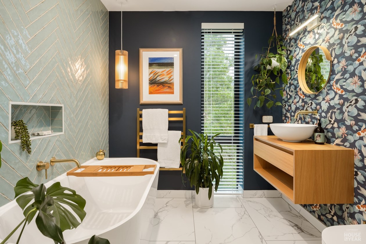 Woodland Escape — Main bathroom with freestanding bath