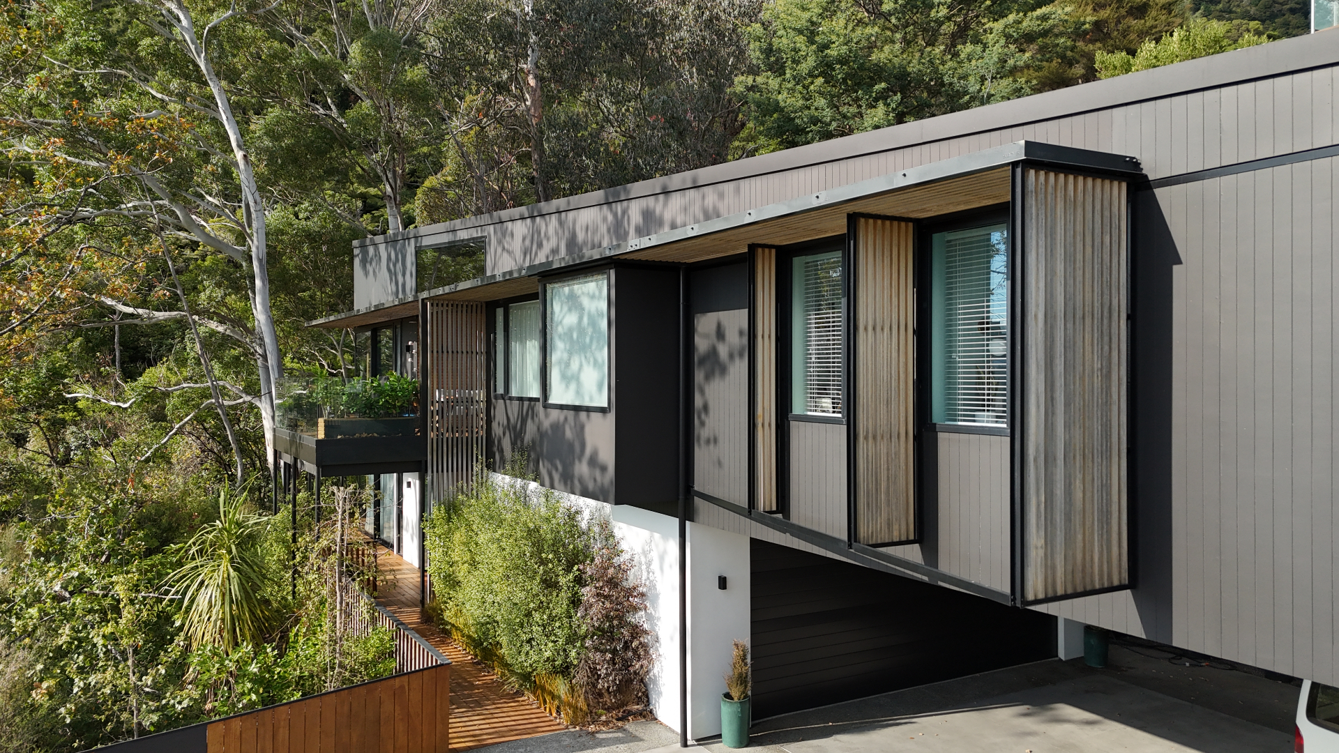 Woodland Escape — Exterior detail