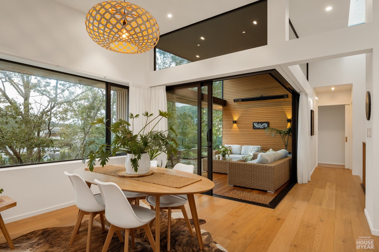 Woodland Escape — Dining and sunroom